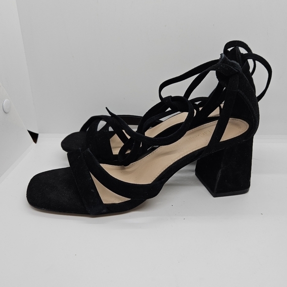 BCBGENERATION Debby Suede Block-Heel Sandals black size 6.5 - Picture 4 of 10